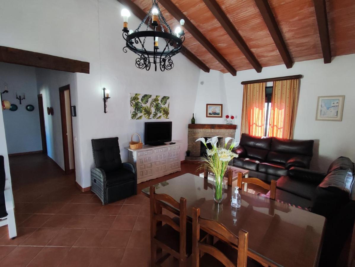 הוילה קוניל דה לה פרונטרה El Cortijo De Pepa מראה חיצוני תמונה