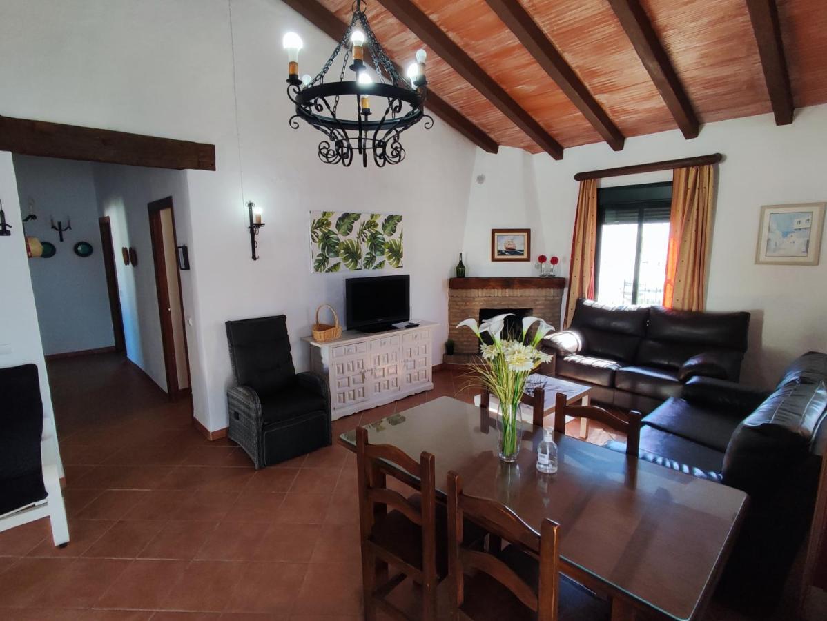 הוילה קוניל דה לה פרונטרה El Cortijo De Pepa מראה חיצוני תמונה